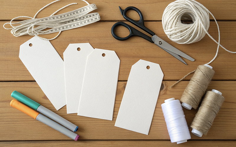 MATERIALI ADUDLATIVA PER-PAPER-HANG-TAGS (1)